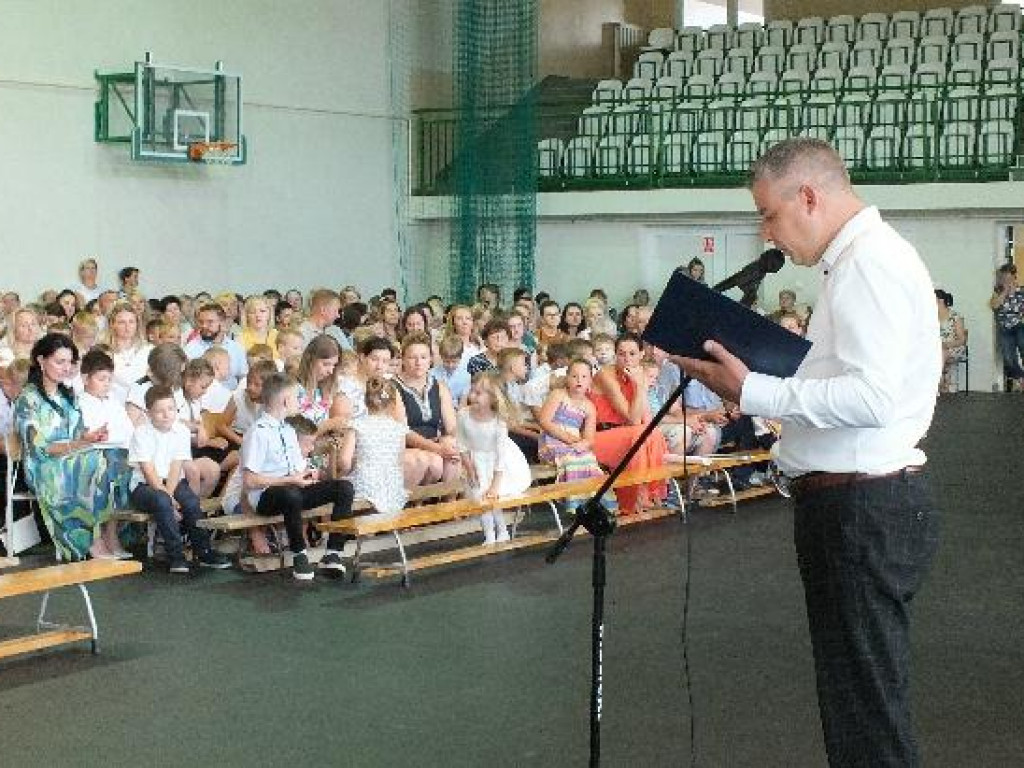 55 zdjęć z zakończenia roku szkolnego w Obrytem