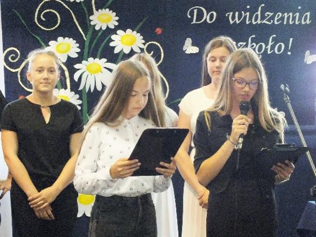 55 zdjęć z zakończenia roku szkolnego w Obrytem