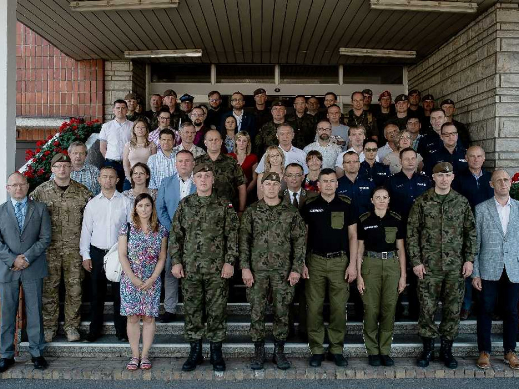 Parasol WOT nad lokalną społecznością Mazowsza