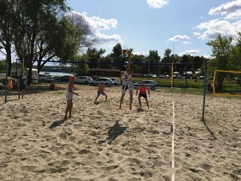 Wysoki poziom Turnieju Plażowego