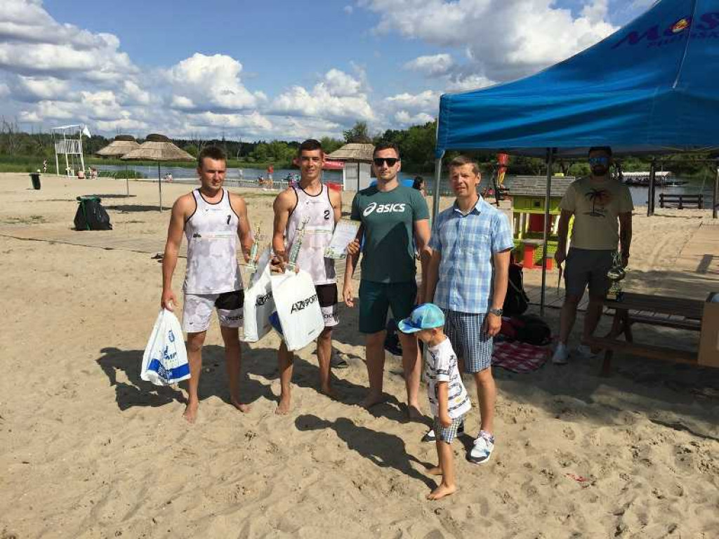 Wysoki poziom Turnieju Plażowego