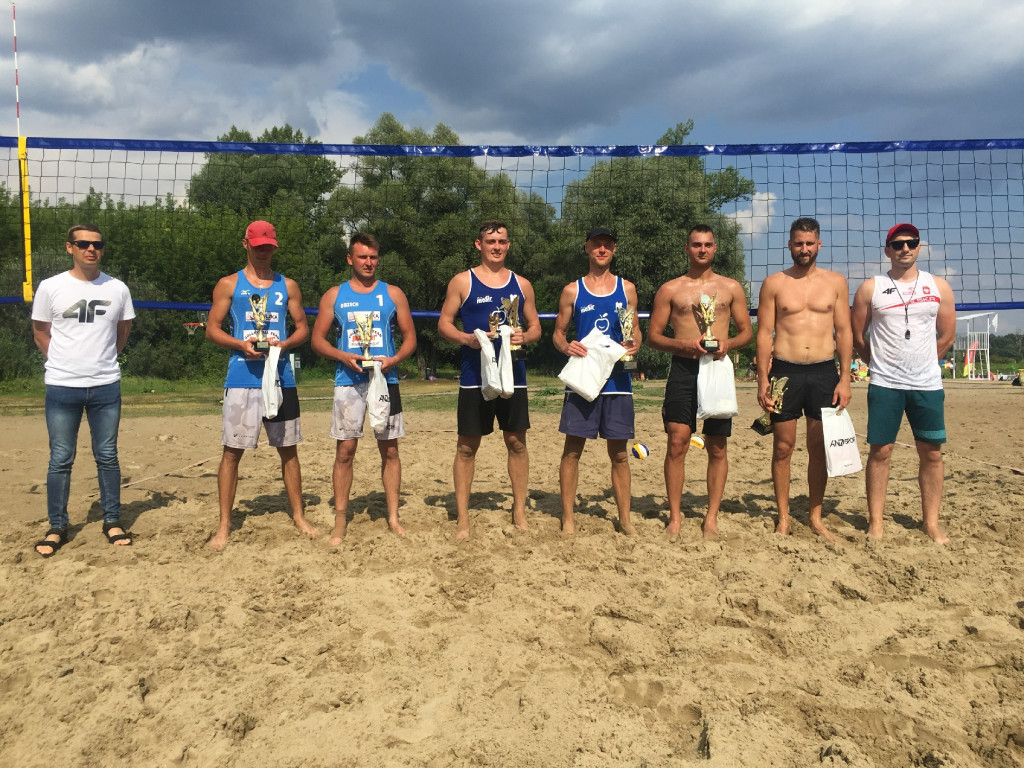VIII Turniej Siatkówki Plażowej