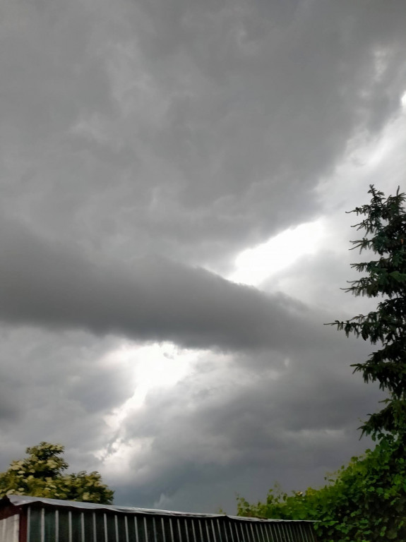 Wtorkowa burza nad powiatem pułtuskim