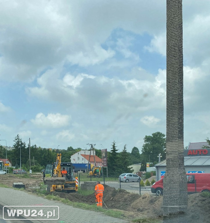 Pierwszy tydzień przebudowy ronda