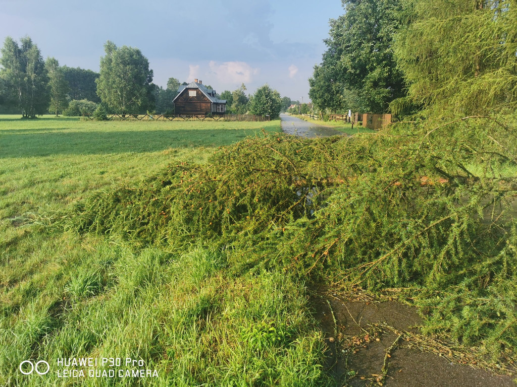 Lipcowa burza nad powiatem