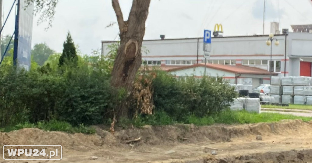 Nikły postęp prac na przebudowie ronda