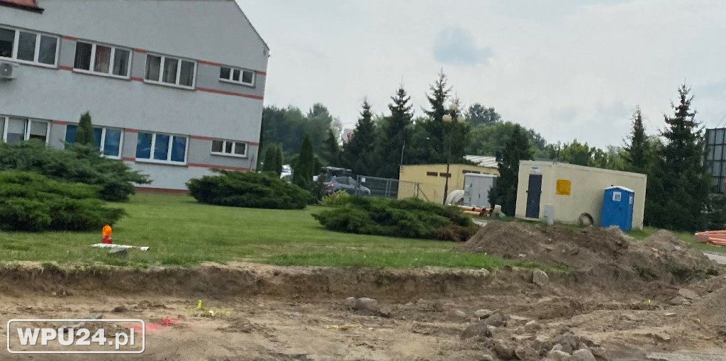 Nikły postęp prac na przebudowie ronda