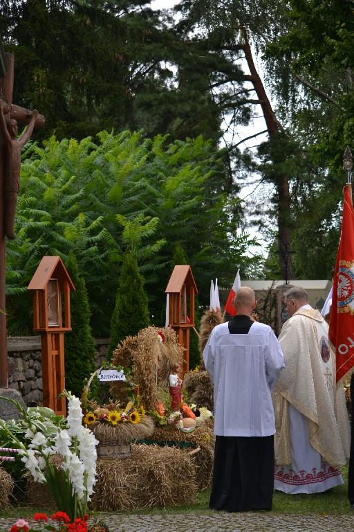 Parafialno - dożynkowe migawki filmowe