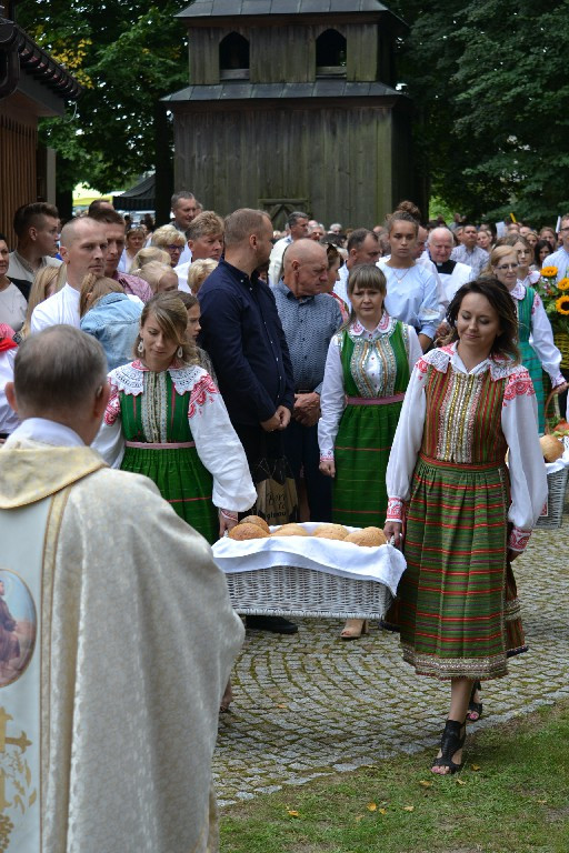 Parafialno - dożynkowe migawki filmowe