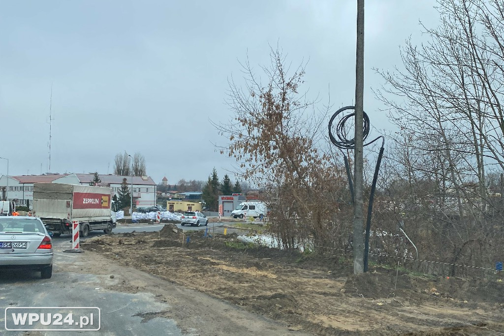 Postęp prac na rondzie DK 61 w Pułtusku