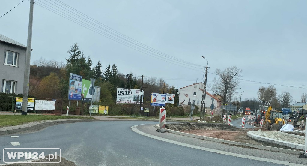 Postęp prac na rondzie DK 61 w Pułtusku