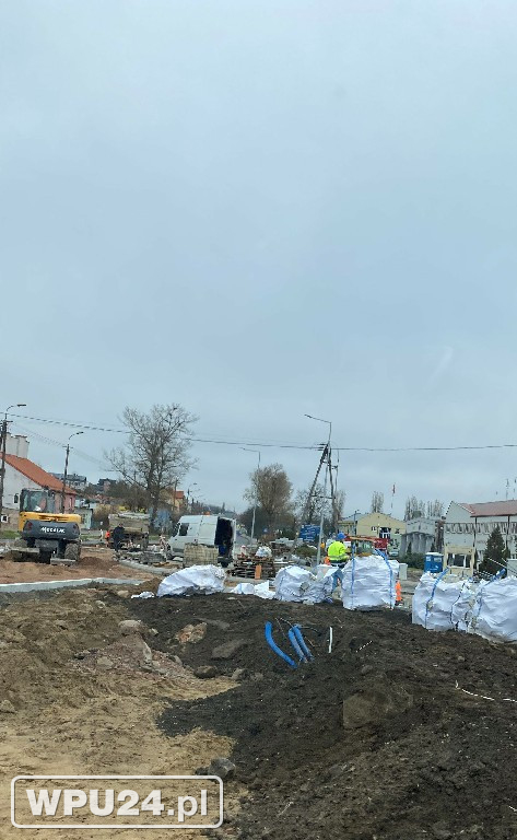 Postęp prac na rondzie DK 61 w Pułtusku
