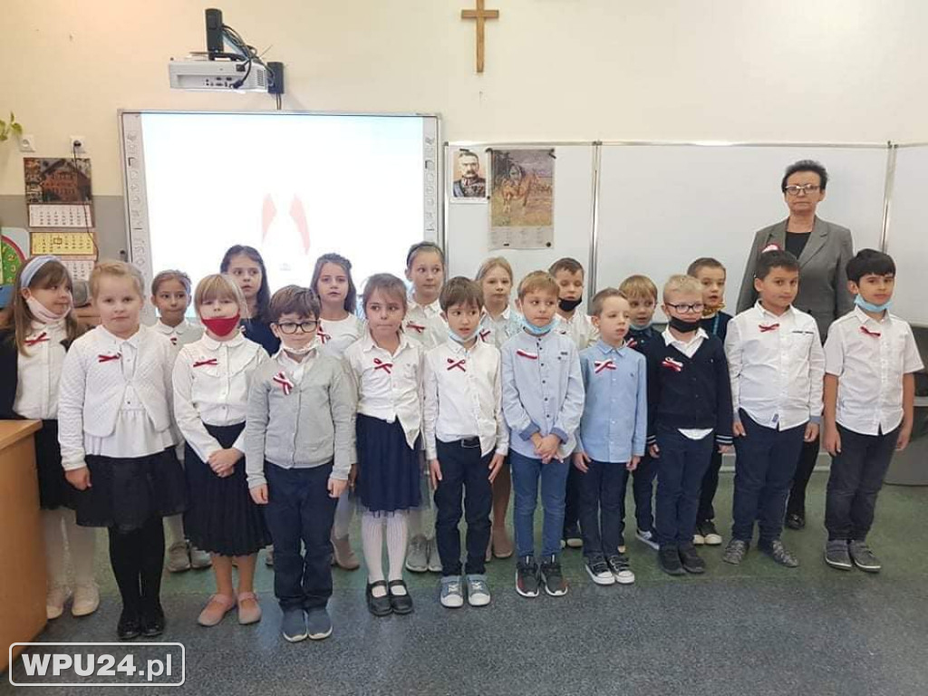 Szkolne świętowanie Święta Niepodległości