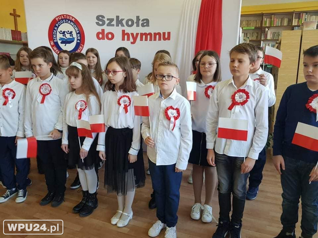 Szkolne świętowanie Święta Niepodległości