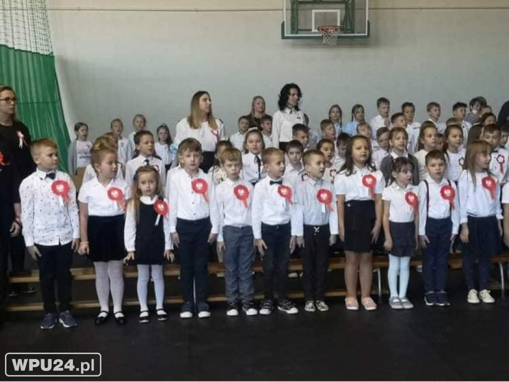 Szkolne świętowanie Święta Niepodległości