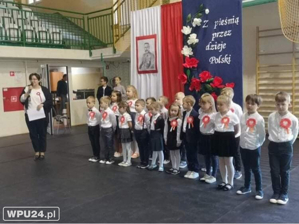 Szkolne świętowanie Święta Niepodległości