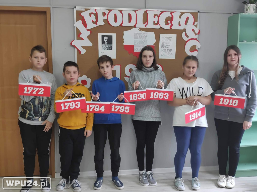 Szkolne świętowanie Święta Niepodległości