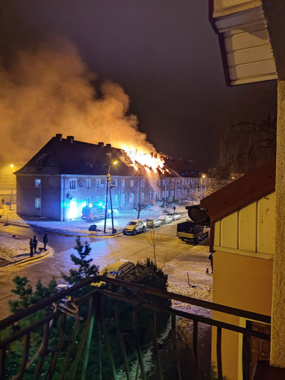 Pożar kamienicy na ul. Traugutta w Pułtusku