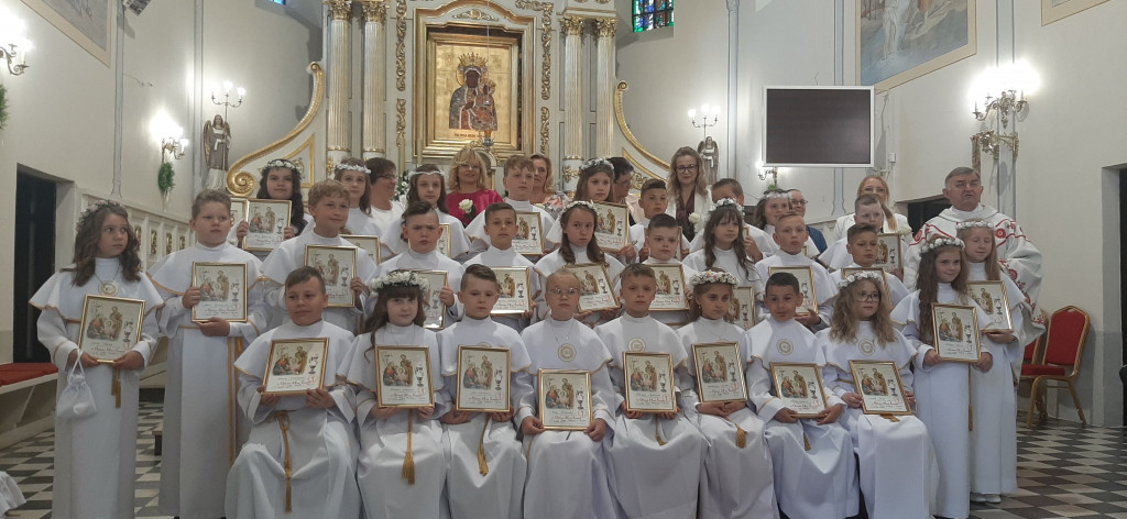 I Komunia w parafii Obryte