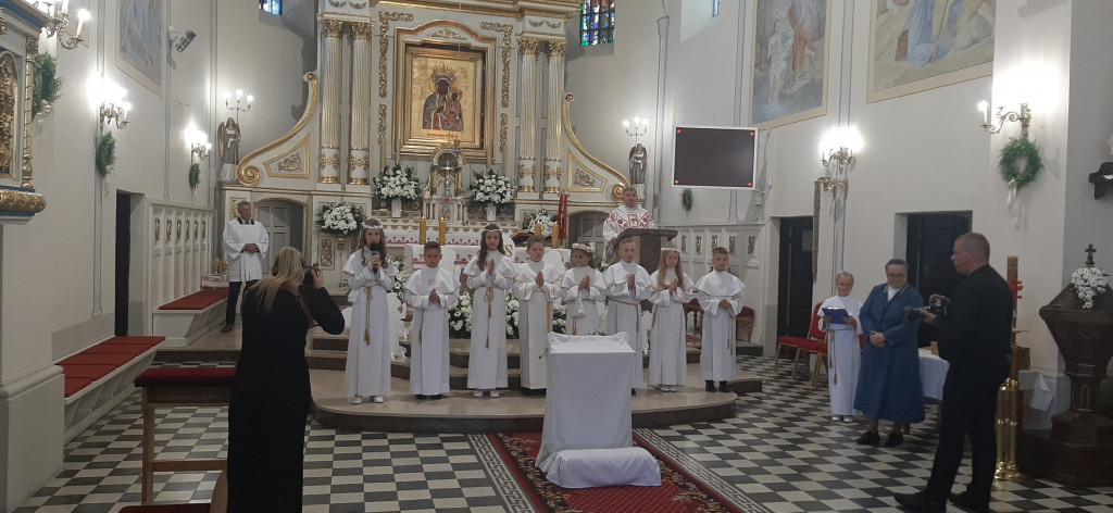 I Komunia w parafii Obryte