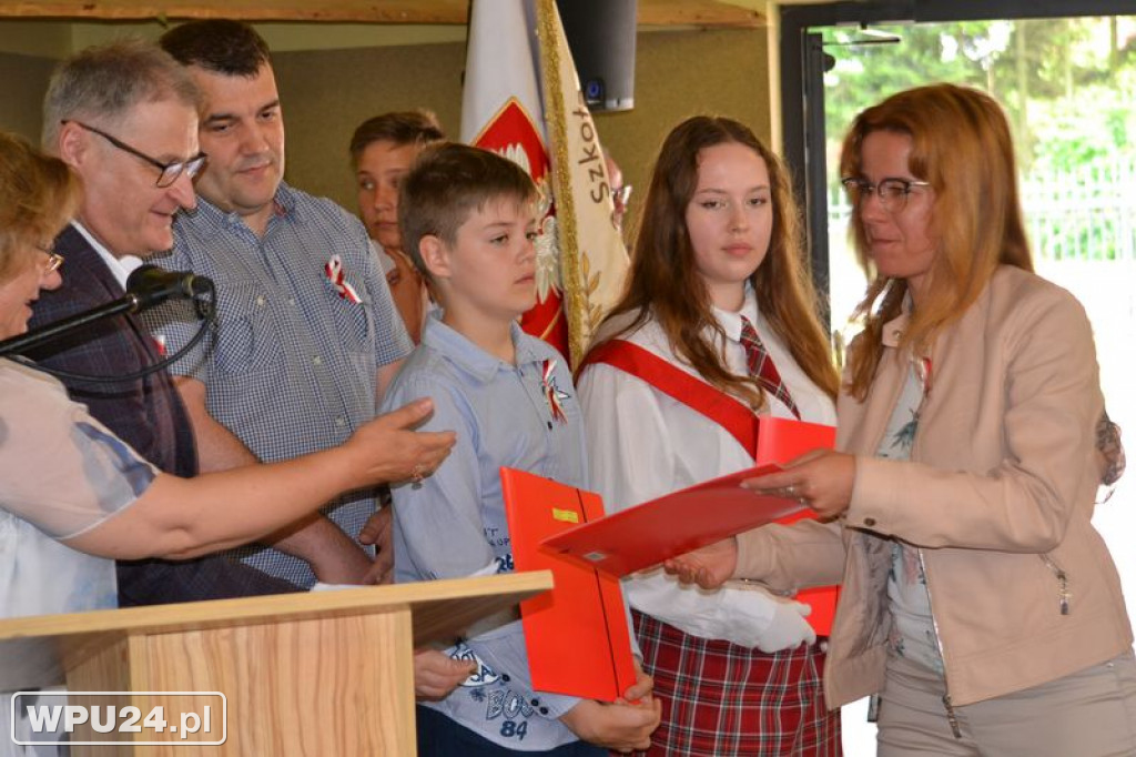 10 lecie przyjęcia Patrona szkole w Przemiarowie