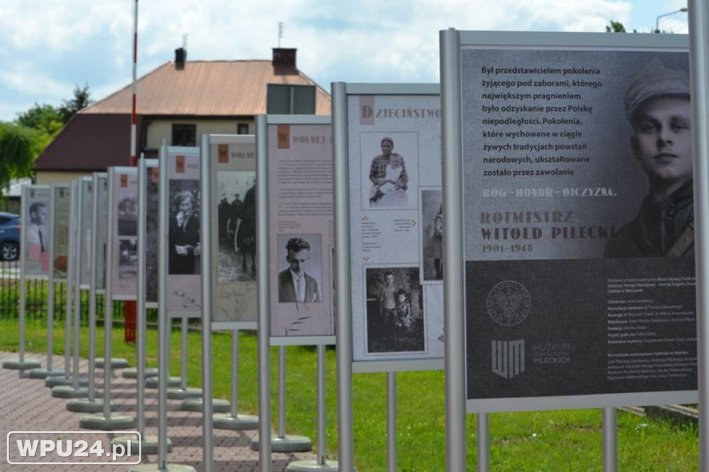 10 lecie przyjęcia Patrona szkole w Przemiarowie