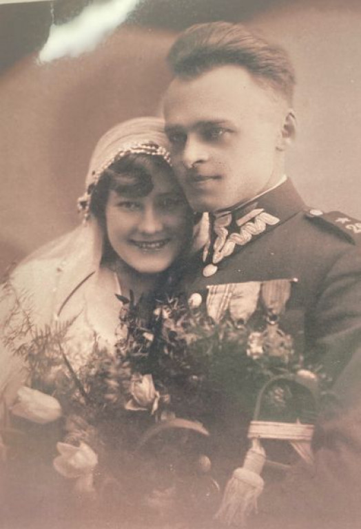 Dzieci powtórzyły słynne zdjęcie ślubne