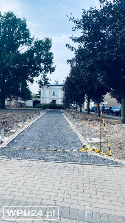 Jeszcze pracują na Placu Piłsudskiego