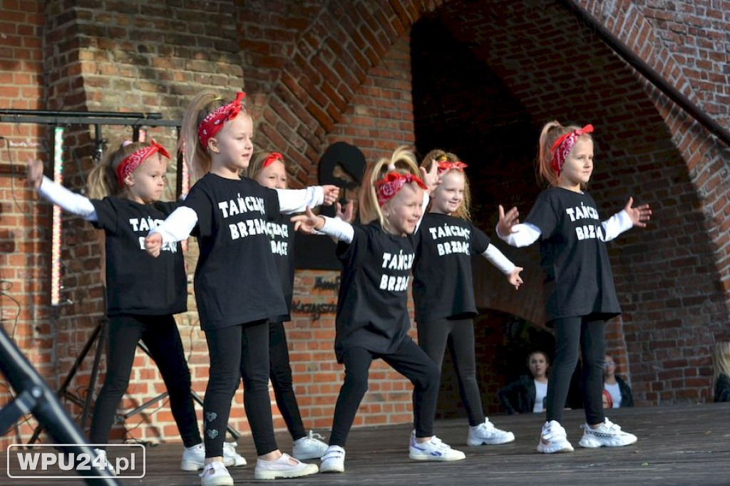 Taneczne show grup SWAG