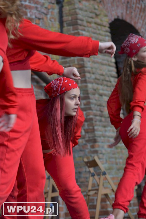 Taneczne show grup SWAG
