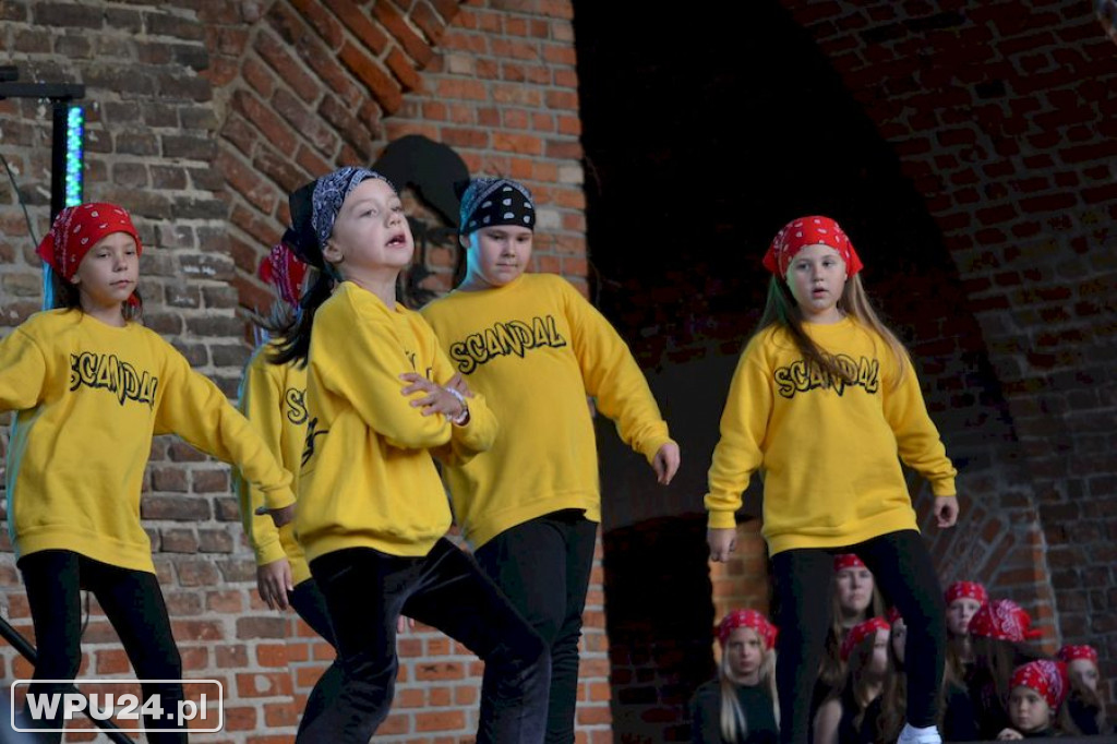 Taneczne show grup SWAG