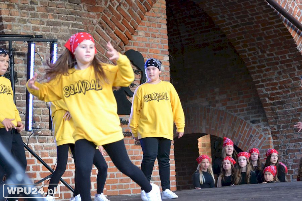 Taneczne show grup SWAG