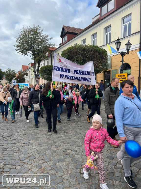 Barwny Korowód w Pułtusku