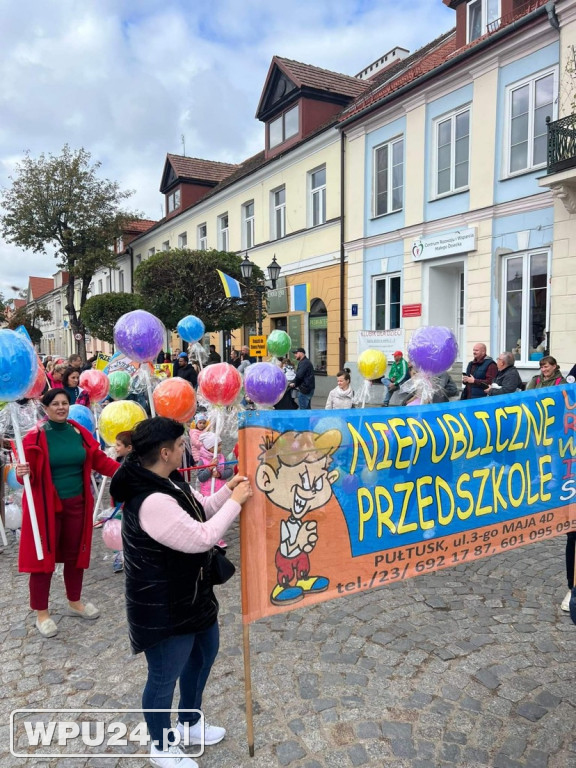 Barwny Korowód w Pułtusku