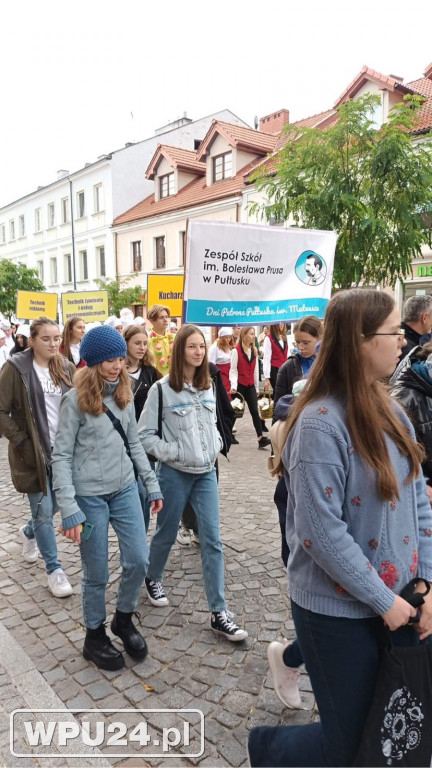 Barwny Korowód w Pułtusku