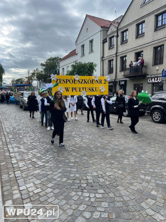Barwny Korowód w Pułtusku