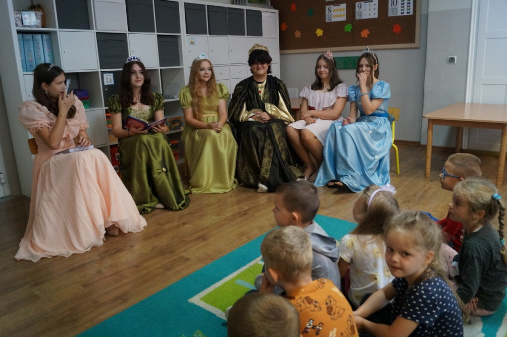 Bajkowy dzień w pułtuskich przedszkolach
