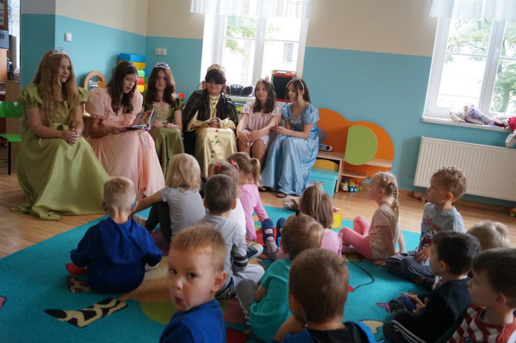 Bajkowy dzień w pułtuskich przedszkolach