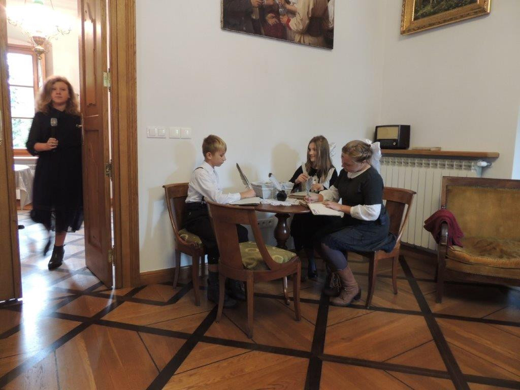 W tym dworku w Strzegocinie żyła znana pisarka!