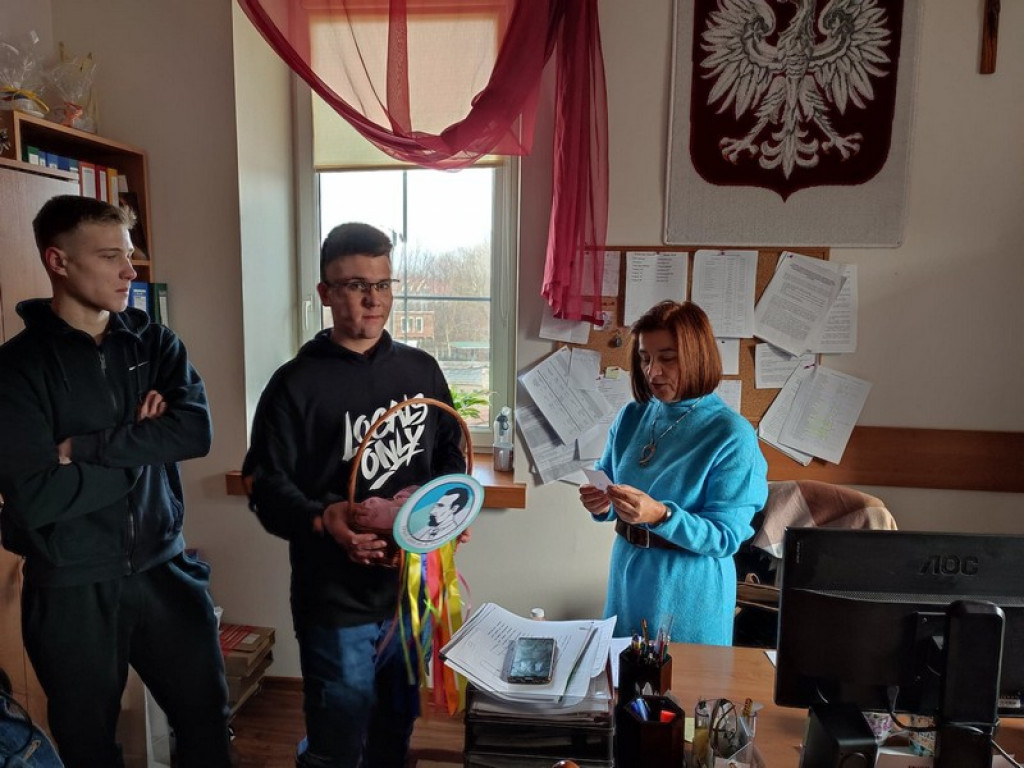 Międzynarodowy Dzień Życzliwości i Pozdrowień