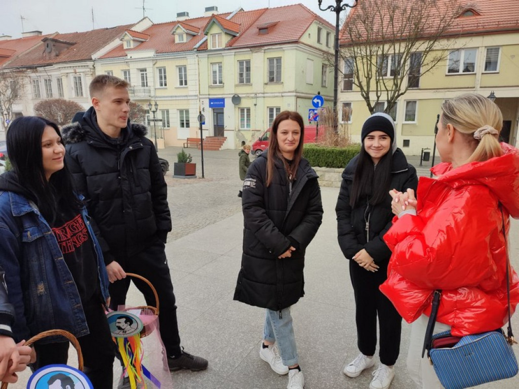 Międzynarodowy Dzień Życzliwości i Pozdrowień