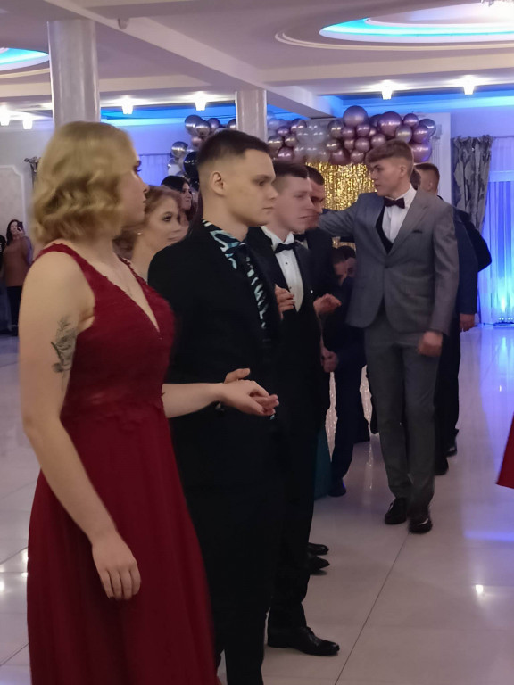 Nie tańczyli w mundurach
