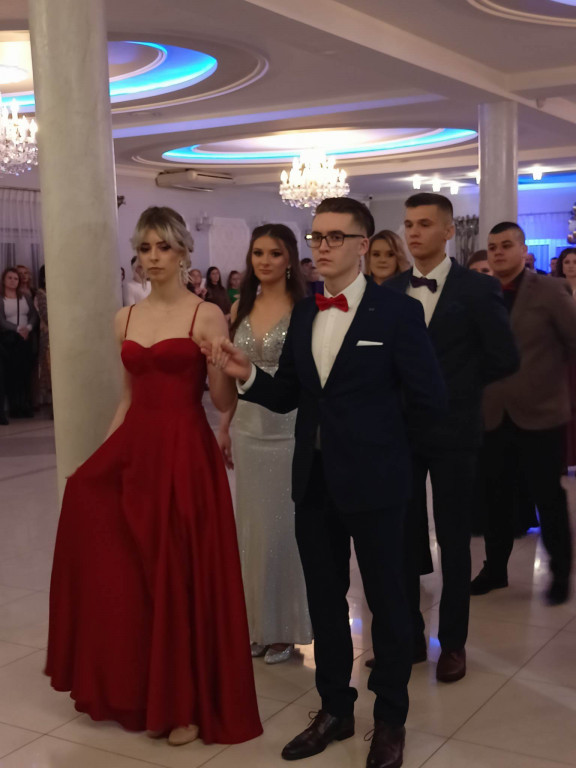 Nie tańczyli w mundurach