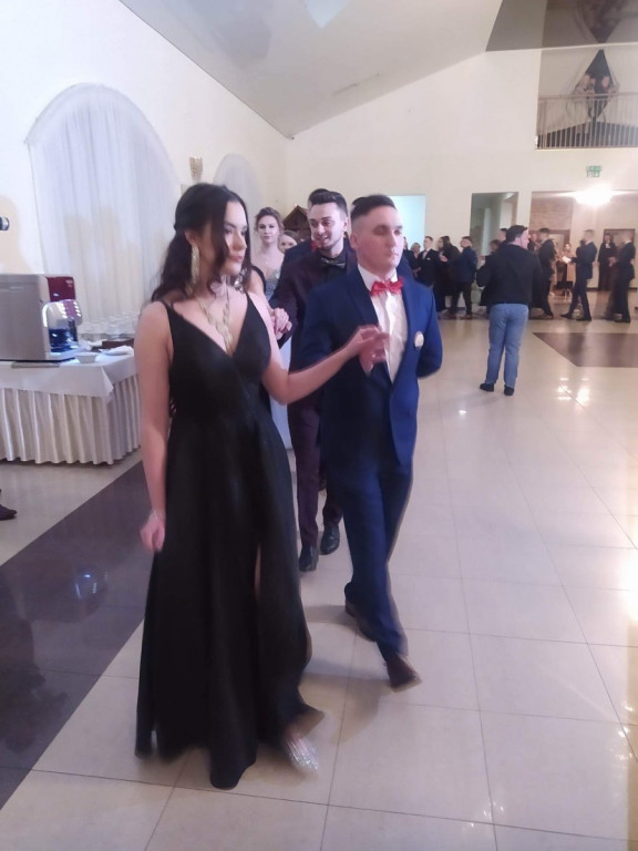 Technicy ruszyli w studniówkowe tany