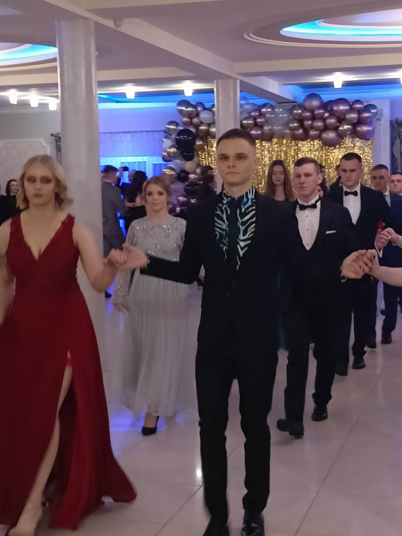 Nie tańczyli w mundurach