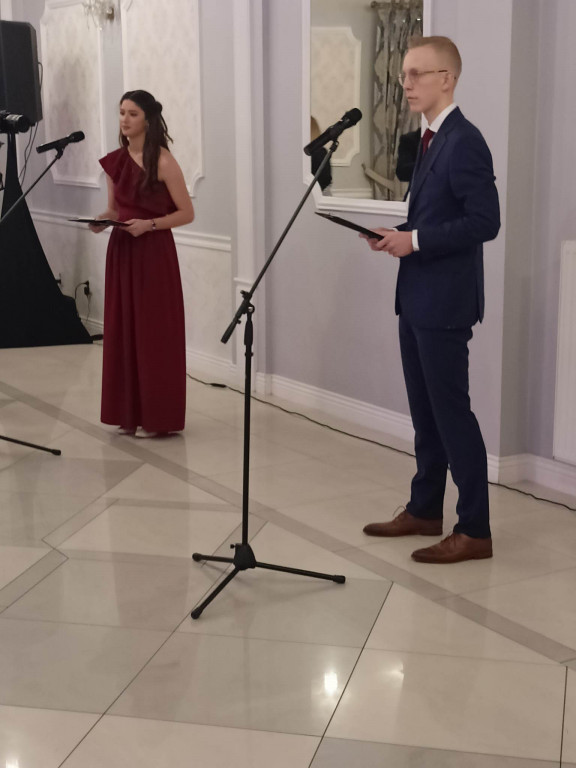 Nie tańczyli w mundurach