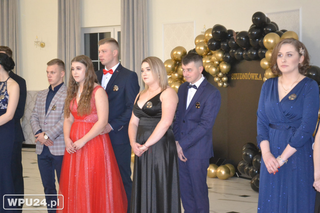 Bal Studniówkowy maturzystów ZS Prusa