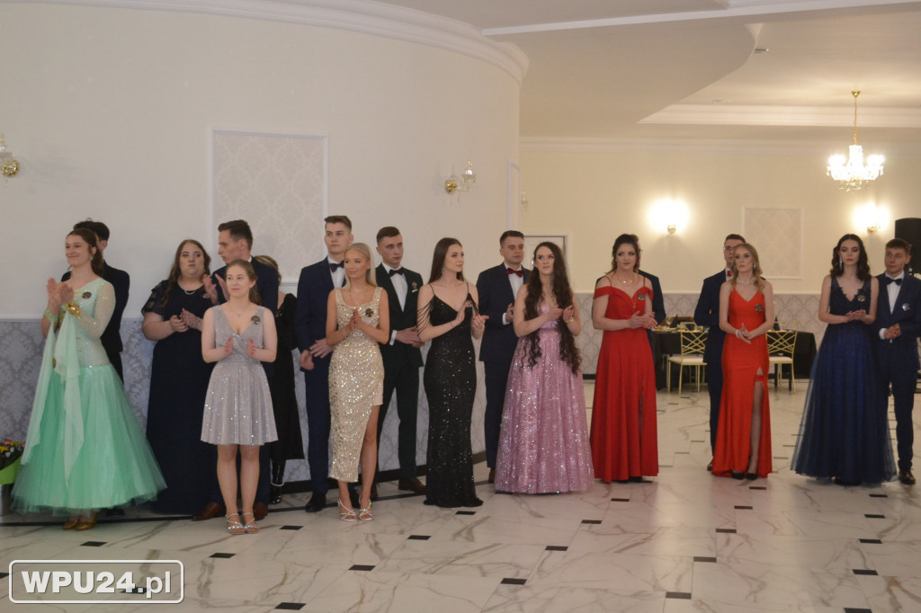 Bal Studniówkowy maturzystów ZS Prusa