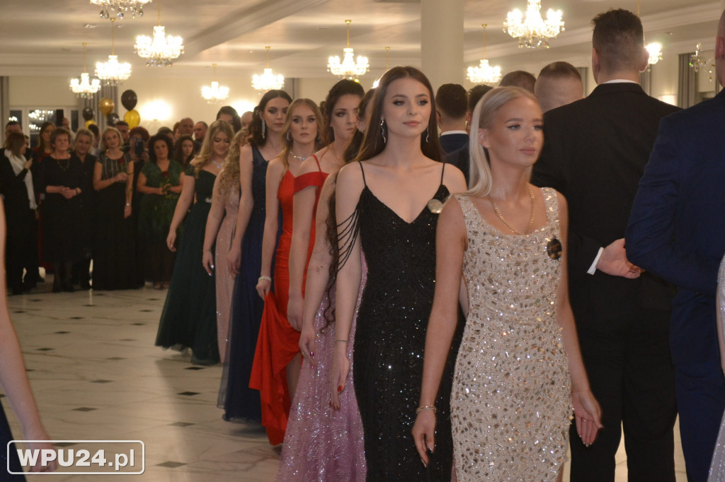 Bal Studniówkowy maturzystów ZS Prusa