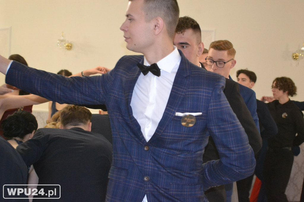 Bal Studniówkowy maturzystów ZS Prusa